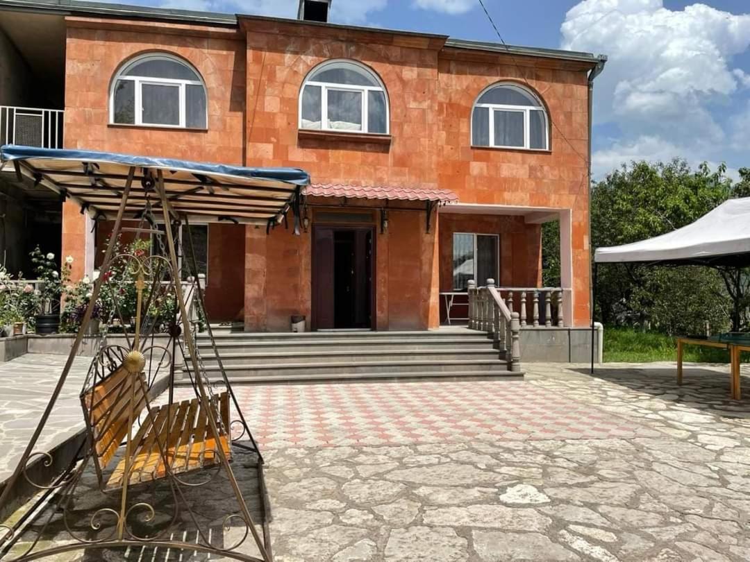 Green Garden Կանաչ Այգի إيجيفان المظهر الخارجي الصورة