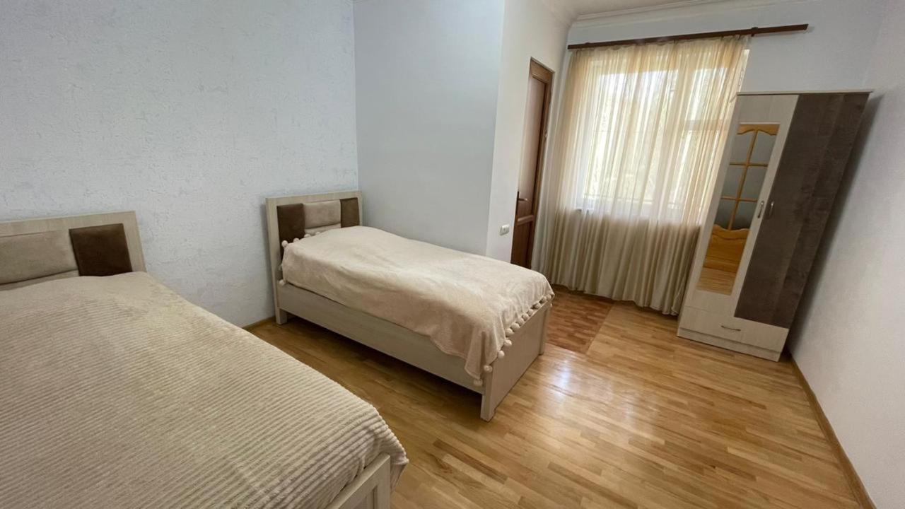 Green Garden Կանաչ Այգի إيجيفان المظهر الخارجي الصورة